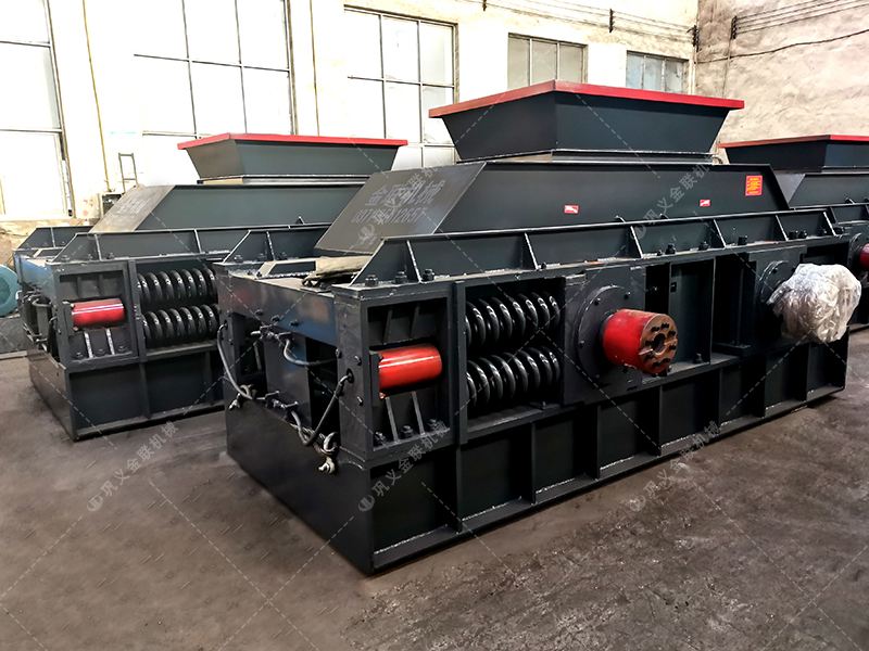 河卵石制砂機型號有哪些，對輥制砂機報價是多少？