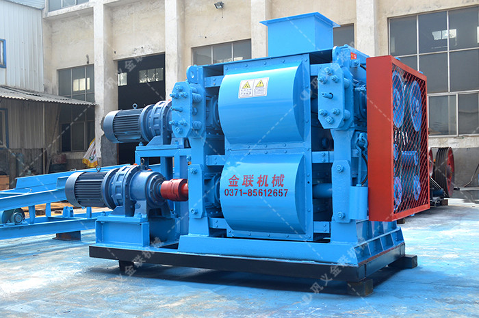 四輥破碎機(jī)價(jià)格,四輥破碎機(jī)廠(chǎng)家,四輥破碎機(jī)工作原理,型號(hào)參數(shù)