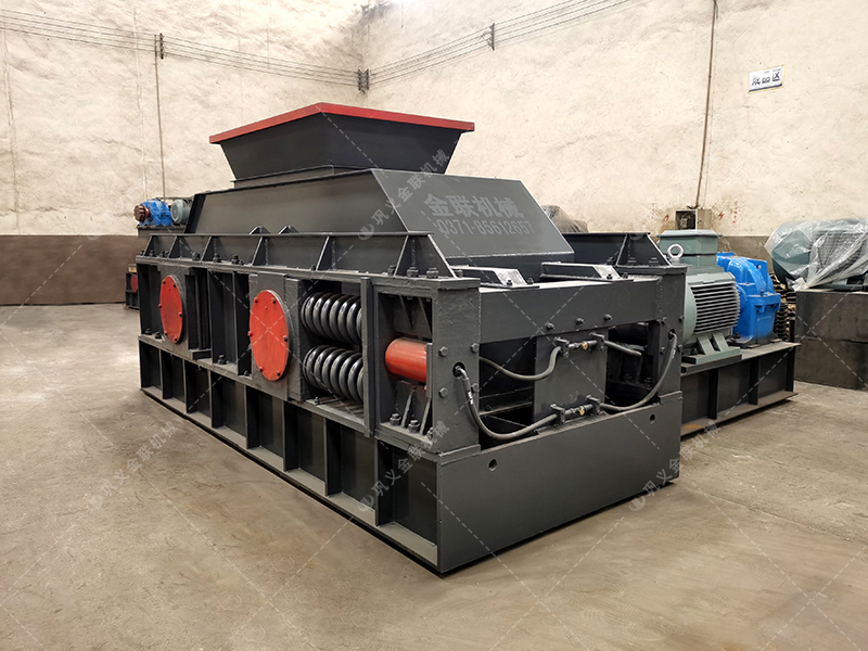 砂廠用1208型對(duì)輥破碎機(jī)制砂如何？廠家推薦