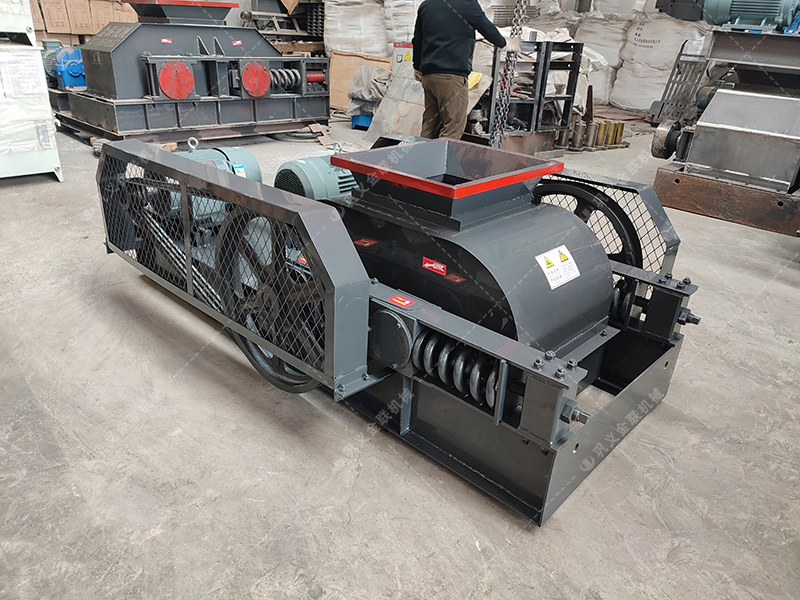 瀝青混合料性能不達(dá)標(biāo)？雙齒輥破碎機助你提升路面質(zhì)量