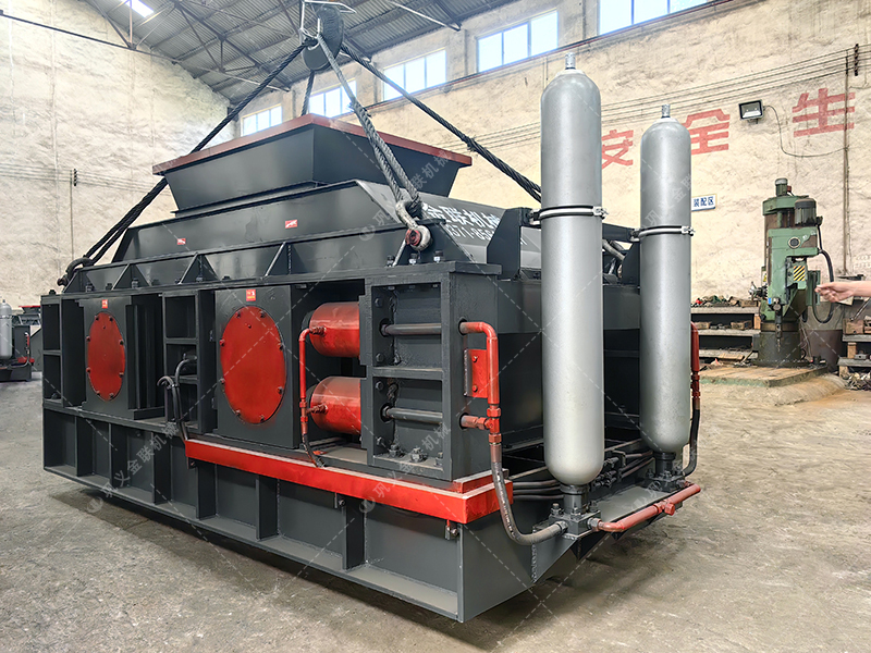 2025 年制砂設(shè)備新趨勢：全自動液壓對輥制砂機為何成行業(yè)優(yōu)選？